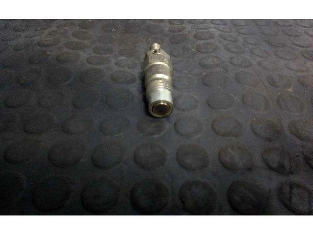 Vstřikovač B893050Y10 Nissan Almera