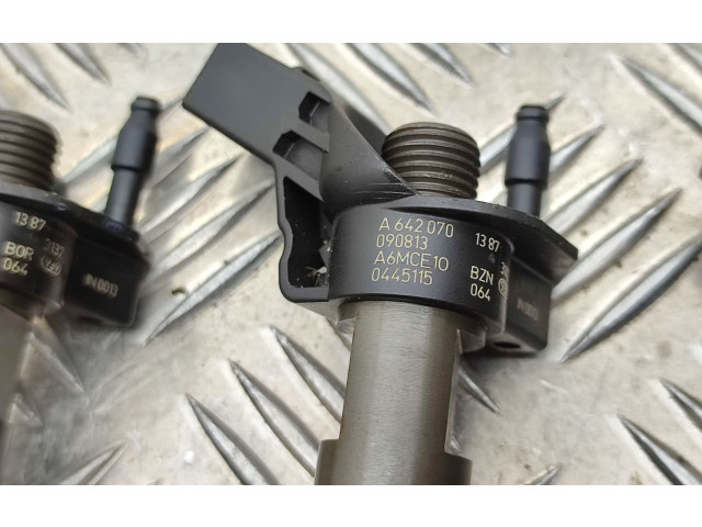 Vstřikovač A6420701387, 0445115064 Mercedes-Benz GLK (X204) 642961