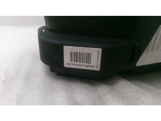 Přístrojová deska Toyota Auris 150 2007 8380002M12