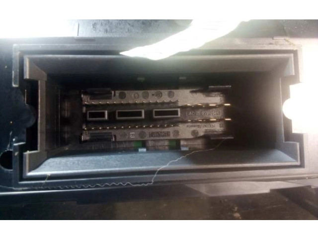 Přístrojová deska  Volkswagen Passat Alltrack 2005 3C0920870G  