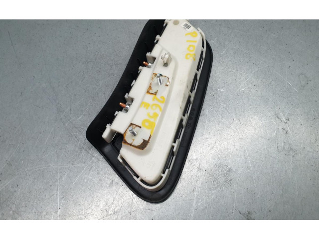 Подушка безопасности в сиденье 621366300F, 73920YV020 Peugeot 108