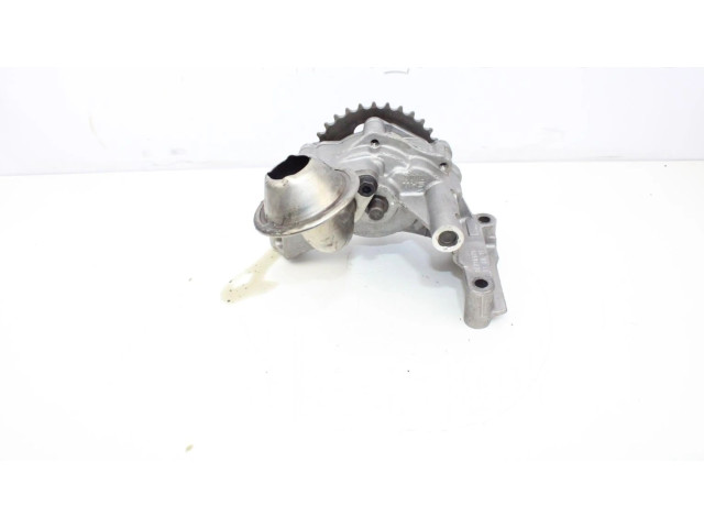 Масляный насос   038115105B  Volkswagen PASSAT 