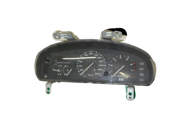 Přístrojová deska Mazda 323 F 1991