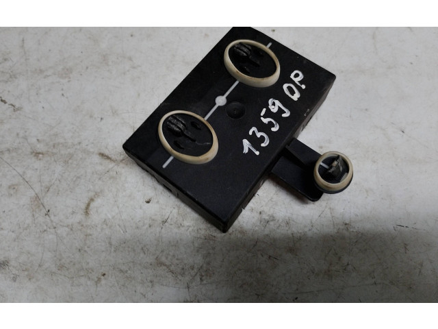 Блок управления дверью 4H0959792S   Audi A3 S3 8P