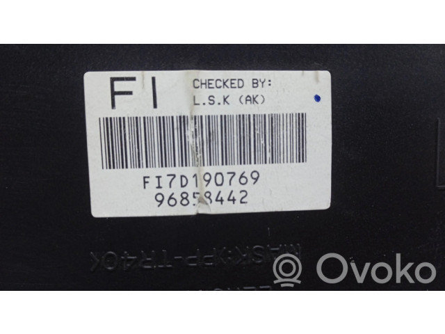 Přístrojová deska Chevrolet Captiva 2009 96858442, F17D190769