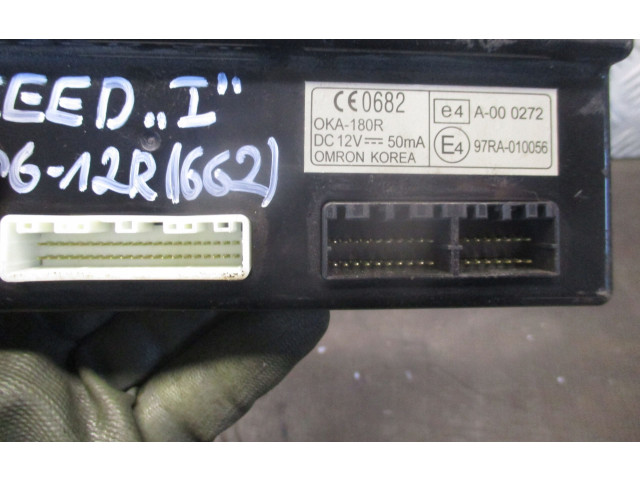 Блок комфорта 954001H090   KIA Ceed   