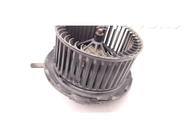 Вентилятор печки 1K2819015C Volkswagen Caddy