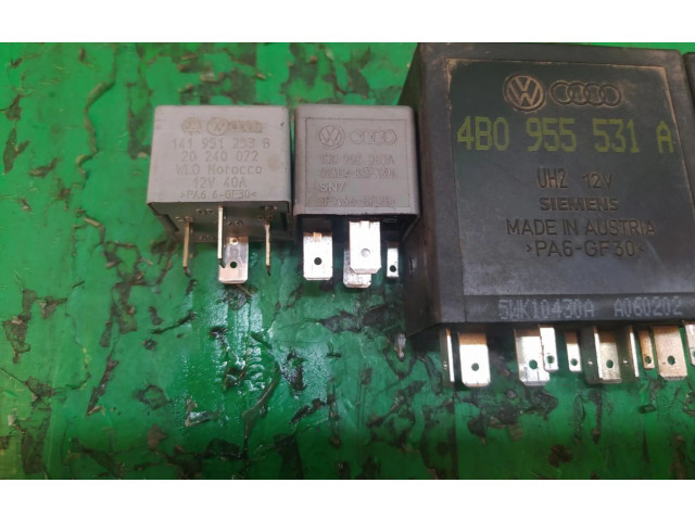 Блок предохранителей Audi A3 S3 8L