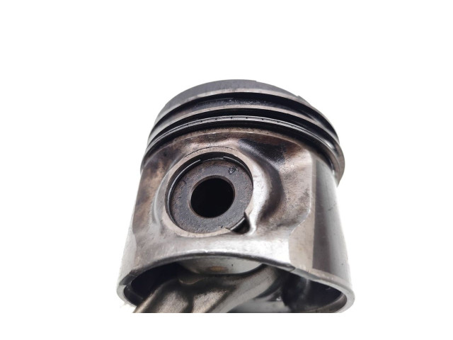 Поршень с шатуном D5244T4 D5244T4 Volvo XC90