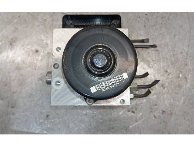 Jednotka ABS 47660 Nissan Navara D22 2001