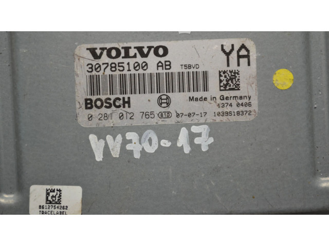 Блок управления двигателя 30785100, 1039S18372   Volvo V70