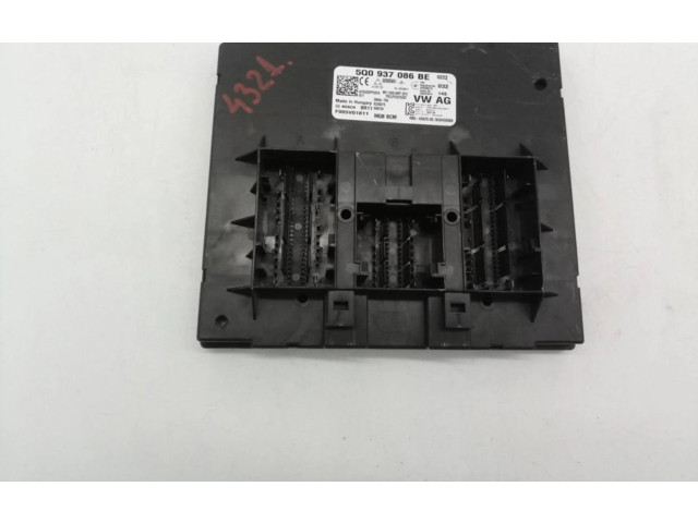 Pojistková skříňka 5Q0937086BE Volkswagen PASSAT 2021