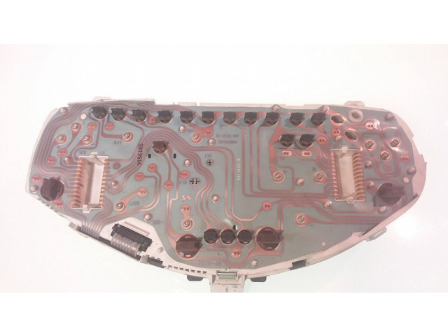 Панель приборов MR480356 Mitsubishi Carisma