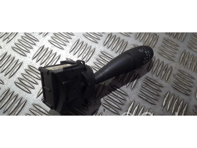 Ручка стеклоочистителей XPE100321LNF Rover 75