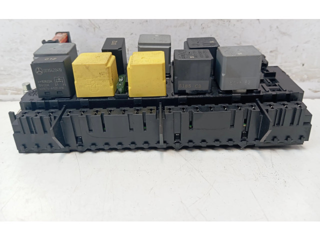   Pojistková skříňka A1669068201   Mercedes-Benz GLE (W166 - C292) 2016