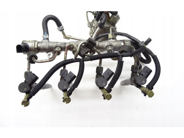 Комплект форсунок 04L130277B Skoda Octavia Mk3 (5E)