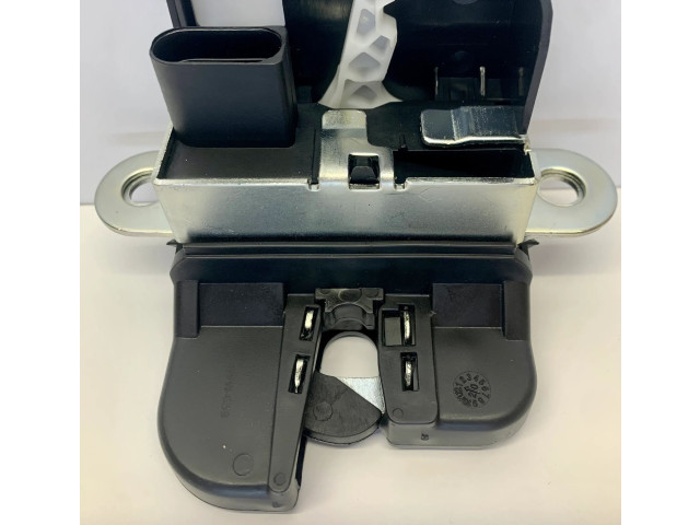 Zámek zadních dveří 5M0827505E, 5M0827505B Volkswagen Tiguan 2010