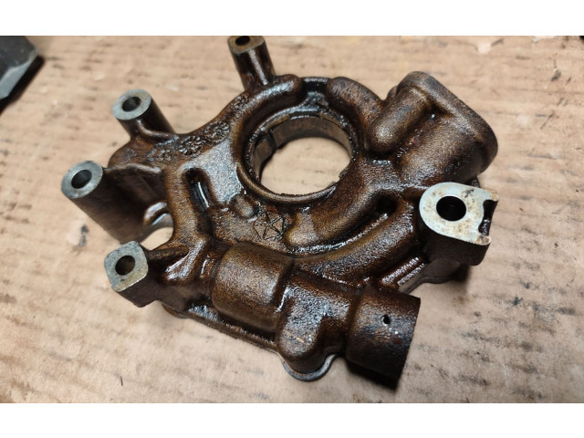 Масляный насос     Jeep Cherokee III KJ 