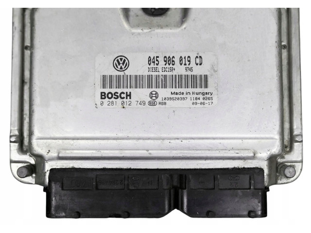 Блок управления двигателя 045906019CD, 0281012749 Skoda Fabia Mk2 (5J)