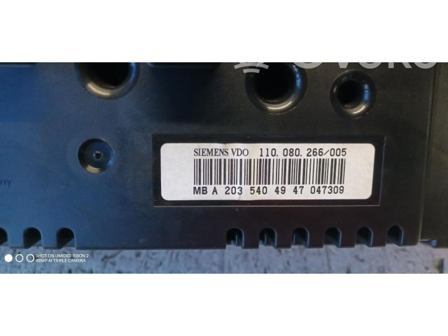 Přístrojová deska Mercedes-Benz C W203 2004 A2035404947, 646963