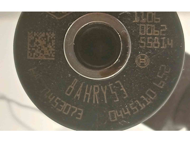 Форсунка 166002367R Renault Clio IV