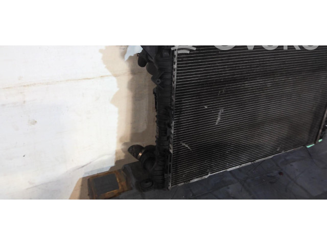 Радиатор охлаждающей жидкости    8K0121251H   Audi A6 S6 C7 4G