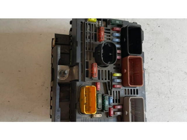   Pojistková skříňka 9664706180, 3EK400   Citroen Berlingo 2008