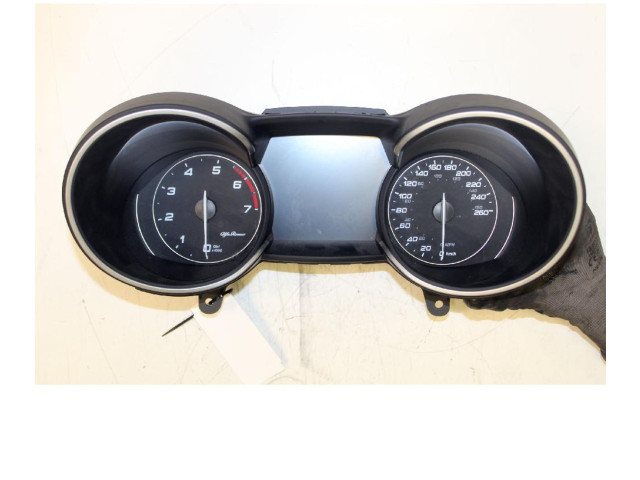 Přístrojová deska Alfa Romeo Stelvio 2016 TESTO