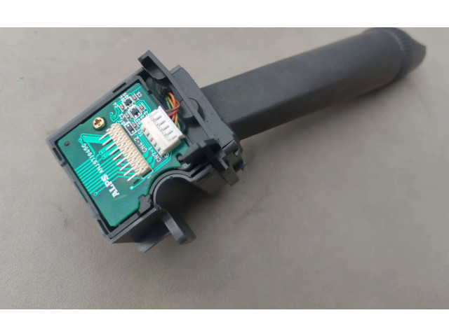 Переключатель дворников Volvo V70