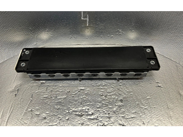 Подушка безопасности для колен 31351335   Volvo XC90