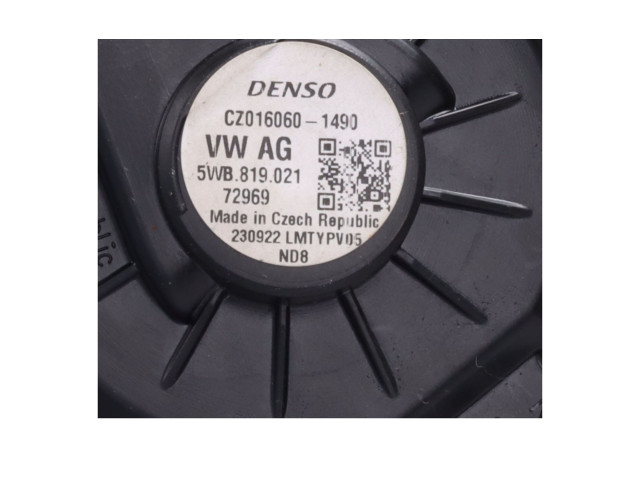 Zpětné zrcátko Volkswagen Golf VIII 2022 5WB819021