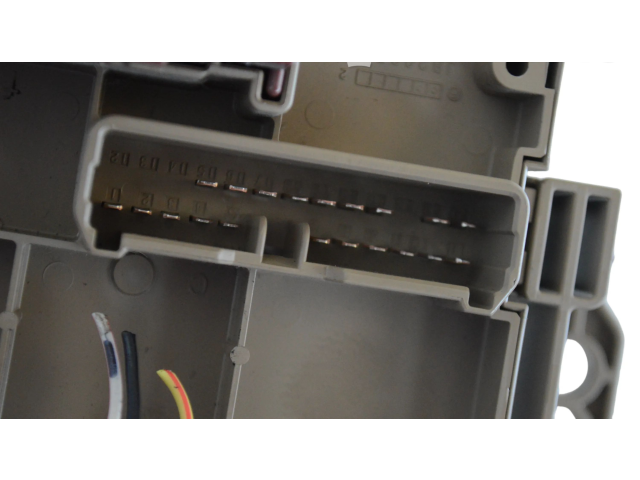 Pojistková skříňka 82201FJ000 Subaru XV 2013