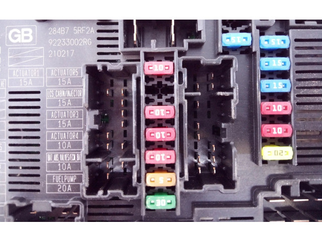Pojistková skříňka Řídící jednotka BSM 284B75RF2A, 92233002RG Nissan Micra C+C 2021