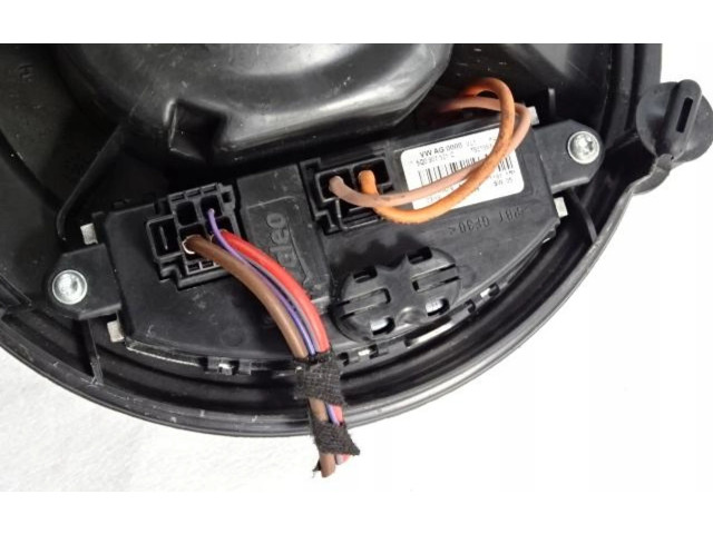 Вентилятор печки 5Q1819021H Audi A1