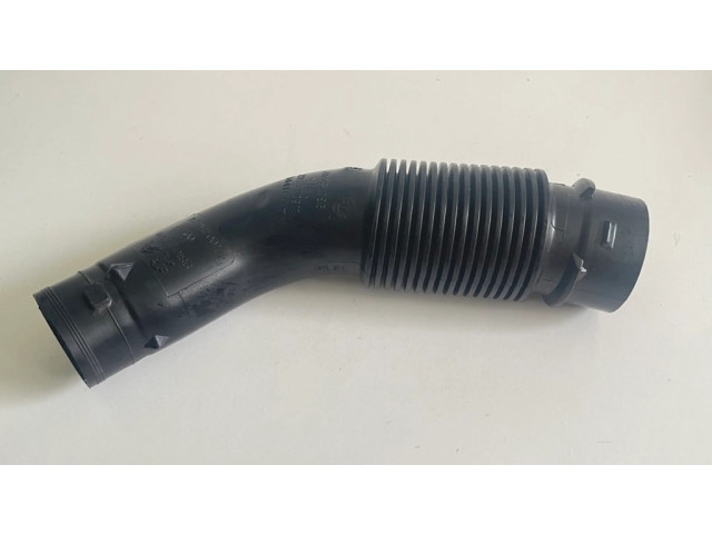 Деталь (детали) канала забора воздуха