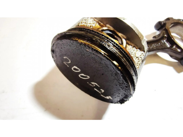 Píst 4654355D Dodge Caravan pro benzínový motor 3.3