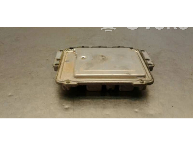 Řídící jednotka 0281011529 Nissan Primastar 2002