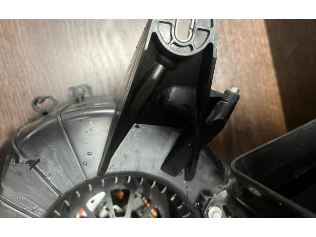 Вентилятор печки 7H0819358, 7H0819358 Volkswagen Transporter - Caravelle T5