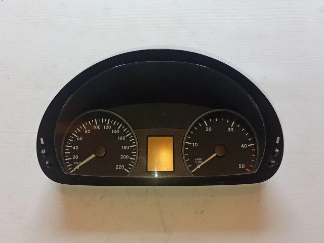 Přístrojová deska Mercedes-Benz Vito Viano W639 2008 A6394464321, 102681005