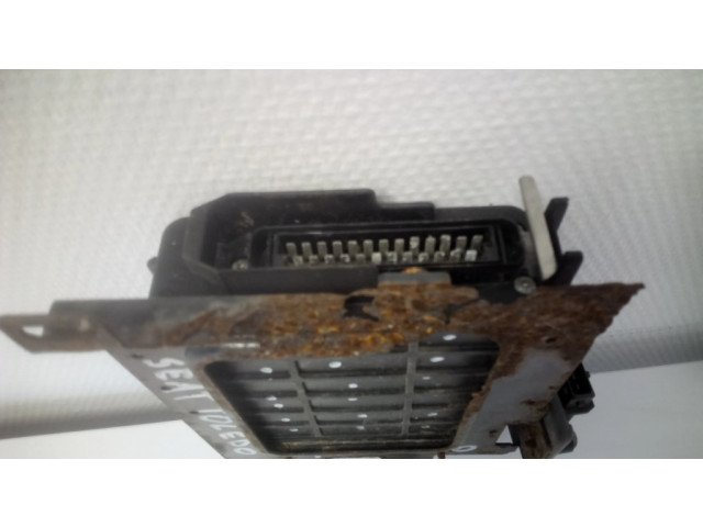 Řídící jednotka 443907403G, 0280000739 Seat Toledo I (1L) 1996