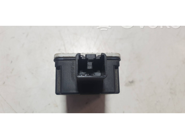 Поршень Блок управления центрального замка 31252988, S180036007 Volvo XC70