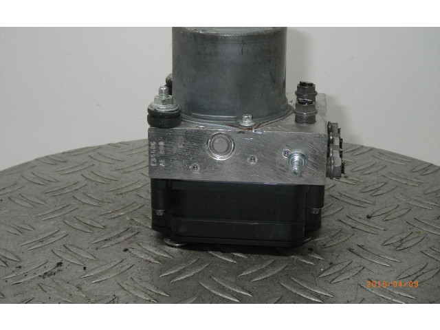 Блок АБС 6C0614517K Skoda Fabia Mk3 (NJ) 2015 - 2021 года