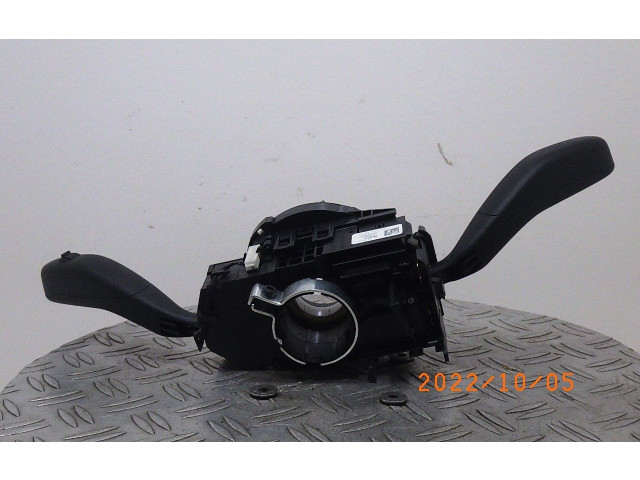 Панель приборов 6R0953521 Skoda Fabia Mk2 (5J)