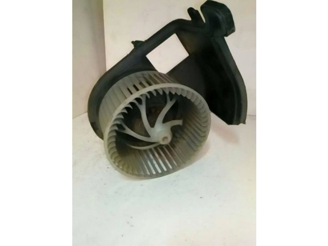 Вентилятор печки    127121200   Renault Clio II
