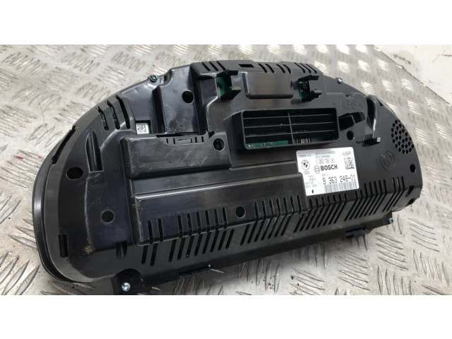 Přístrojová deska BMW 5 F10 F11 2014 9363248, 17388410