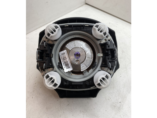 Подушка безопасности водителя 5K0880201T   Volkswagen Tiguan