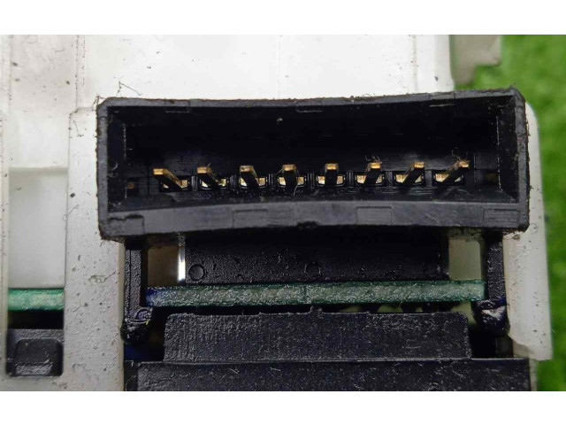 Ручка стеклоочистителей 6Y14SN   Nissan Tiida C11