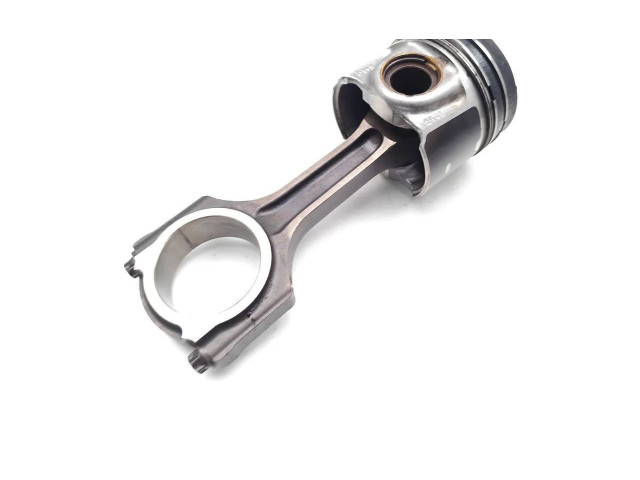 Píst YLF6   Ford Transit Custom    YLF6 