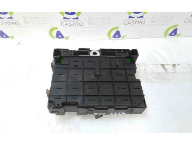 Блок предохранителей 9650664080 Peugeot 406