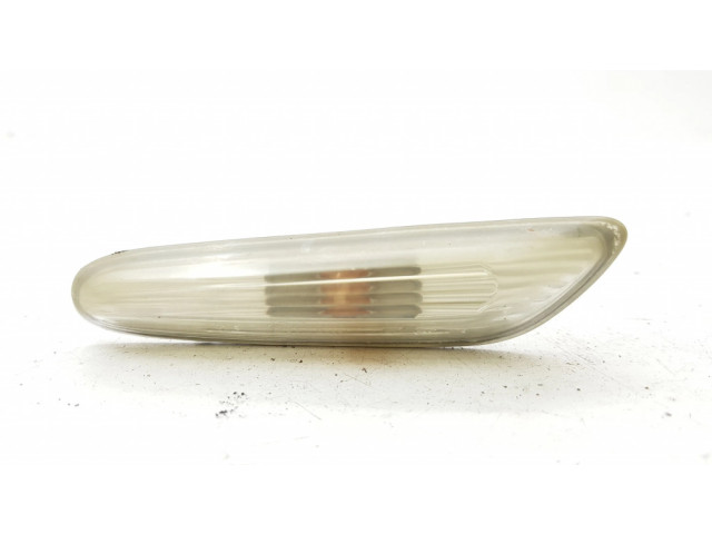 Поворотный фонарь крыла